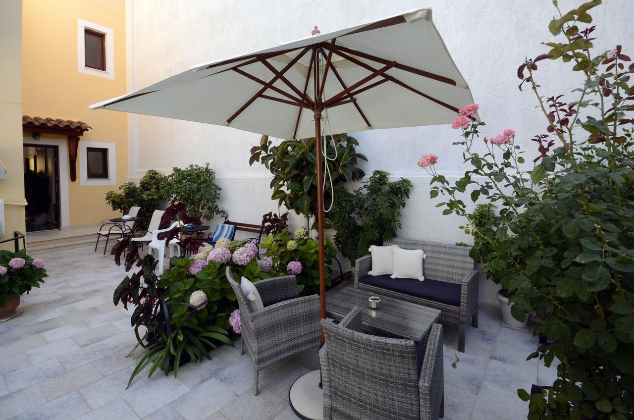 La Plage Otel Kokkari Dış mekan fotoğraf